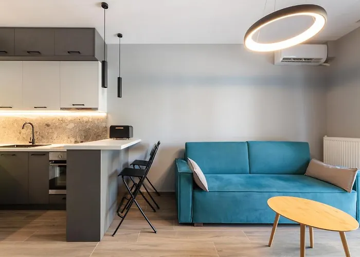 Hippocrates Bound By Binobi! Apartament Salonic